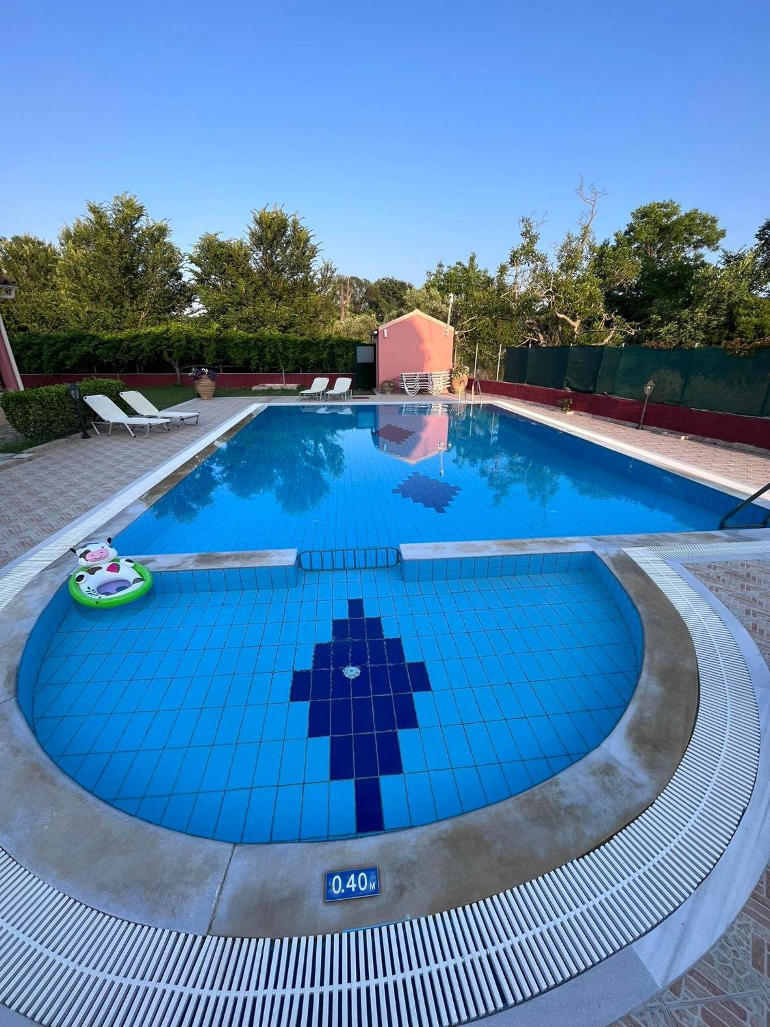 Gregory-Vassilis Apartments 다시아 외부 사진
